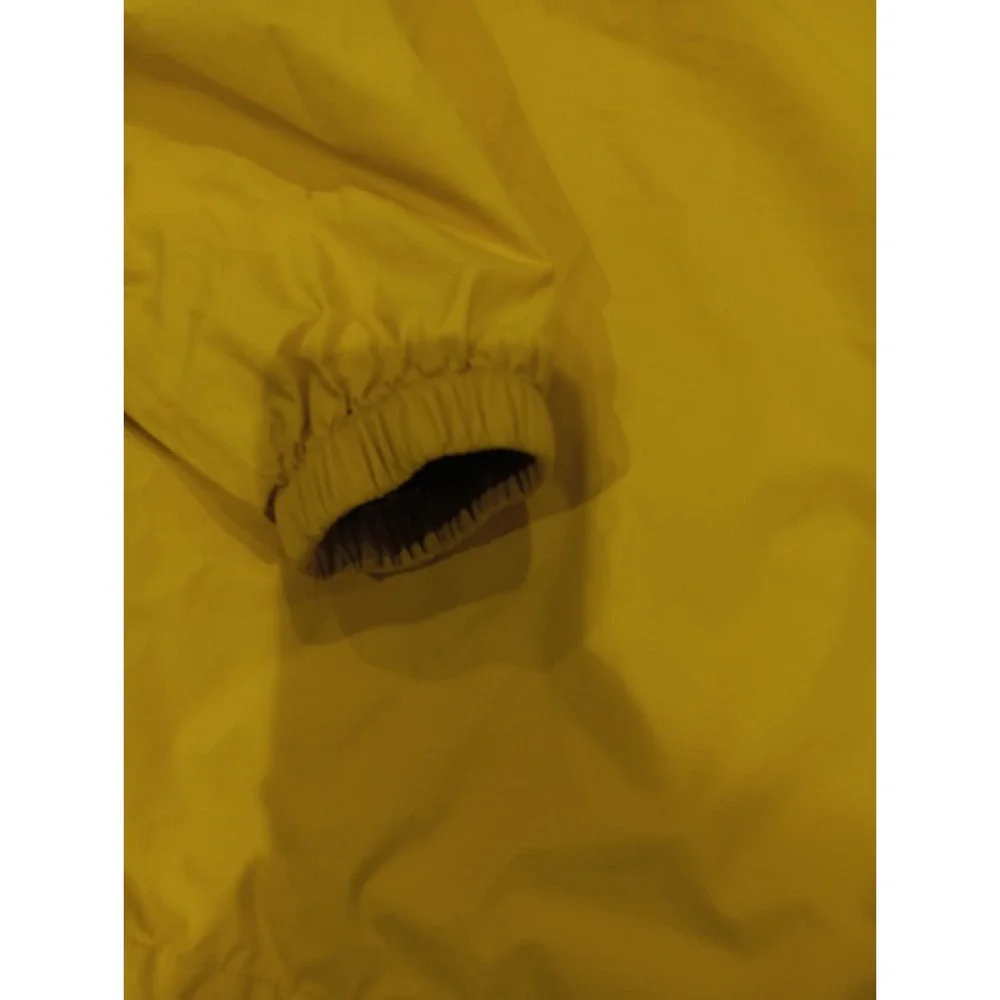 Men's The North Face HYVENT  Yellow Rain jacket Sz Small 2823
